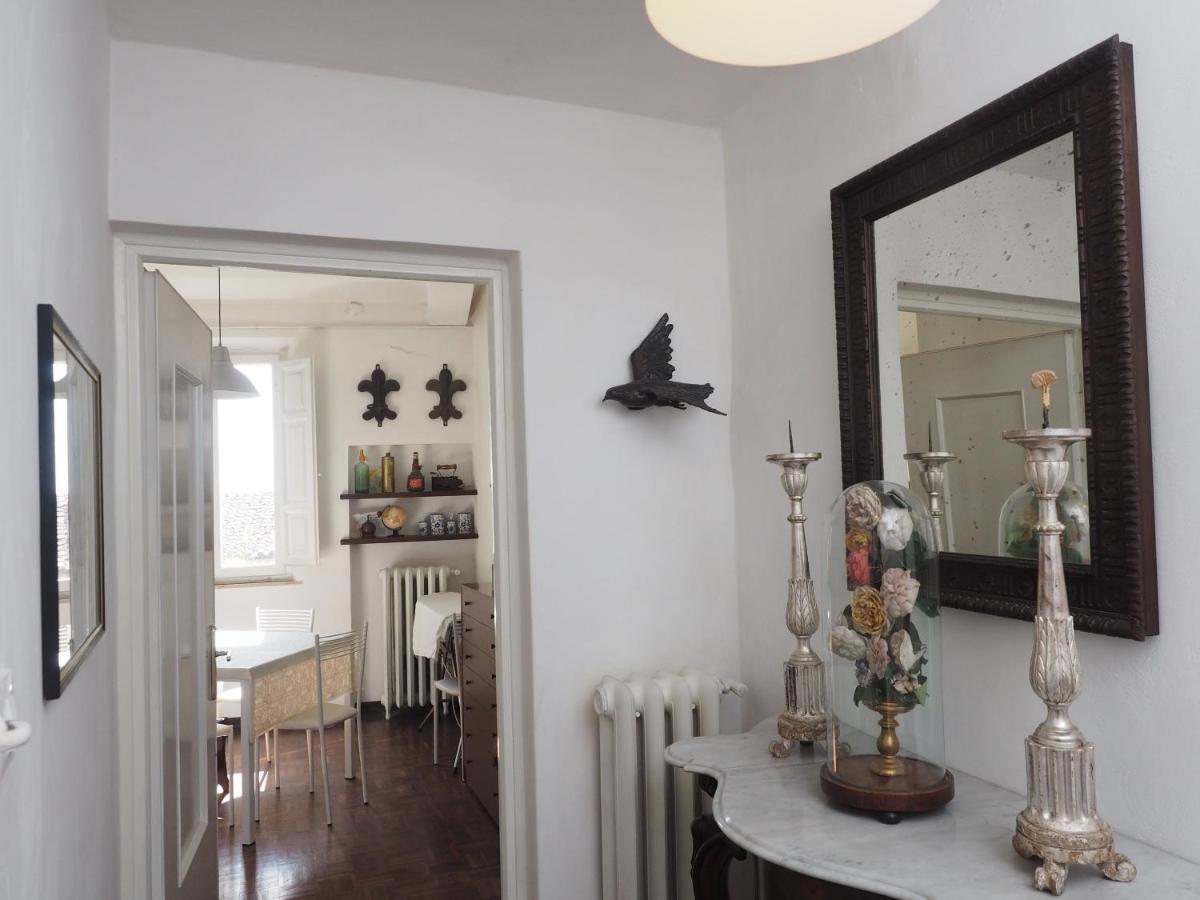 Azzi B&B Comfortably, In The Quietness Of The Perugia Historical Centre Eksteriør billede