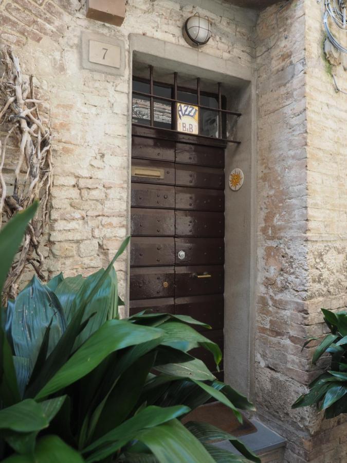 Azzi B&B Comfortably, In The Quietness Of The Perugia Historical Centre Eksteriør billede